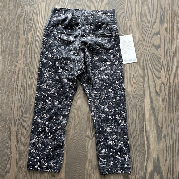 lululemon athletica Pants - Lululemon Align HR Crop 21” FINAL SALE